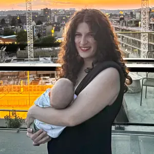 Looking for an experienced nanny/sitter for my 4 month baby
