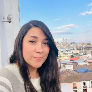 Cuidadora de mascotas en Madrid