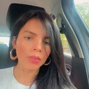 Femme de ménage sérieuse et dynamique