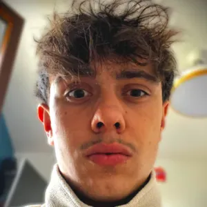 Baby-sitter débutant dans le Gers