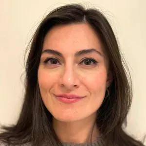 I am looking for a cat sitter 