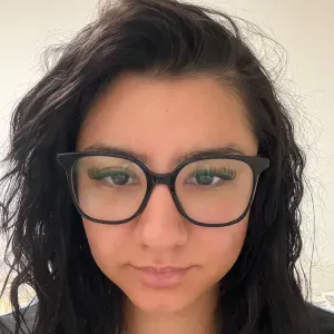 baby-sitter responsable et douce, disponible tout le temps 