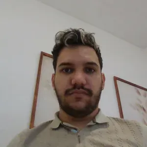 Empregado de limpeza Almada. Responsável pronto para atender