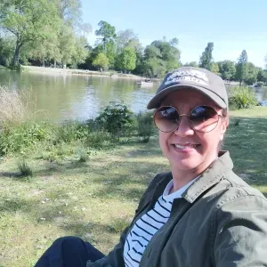 Baby-sitter expérimentée à Paris.