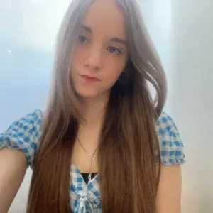 Baby-sitter bienveillante à Valence et ses environs