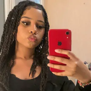 Baby-sitter expérimentée à Bourges 