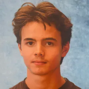 Étudiant de 17 ans disponible pour babysitting en juillet