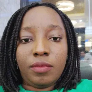 Baby-sitter expérimentée à Paris 