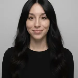 Addetta alle pulizie seria e precisa a Genova