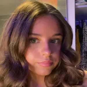 Experienced babysitter (Unqualified) available in Porth