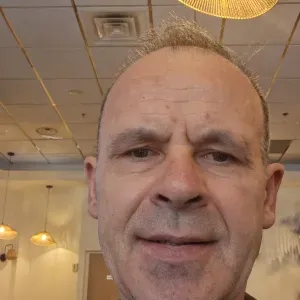 Je cherche une femme de menage