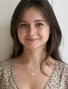 Baby-sitter le week-end et en soirée à Paris
