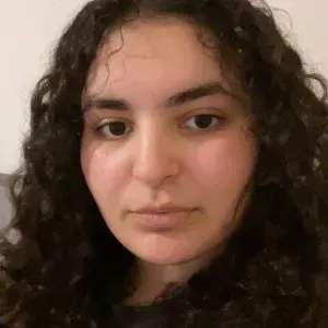 Baby-sitter exeperimenté sur Herouville saint clair 