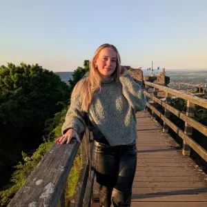 Baby sitter près  Wasselonne 23 ans