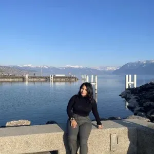 Je suis une personne attentive, affectueuse et respectueuse.