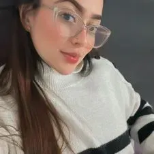 Je m'occupe avec amour des personnes âgées