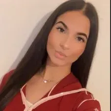 recherche job étudiant en tant quie baby-sitter