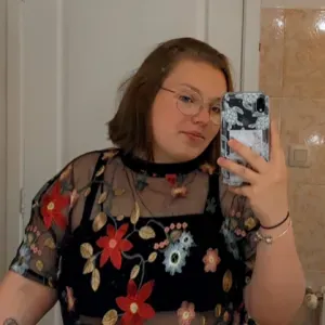 Baby sitter à mes heures perdu 