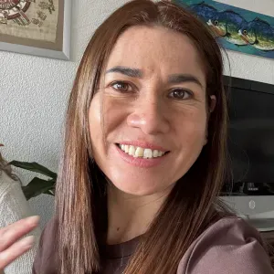 Soy muy dinámica ,discreta y puntual 