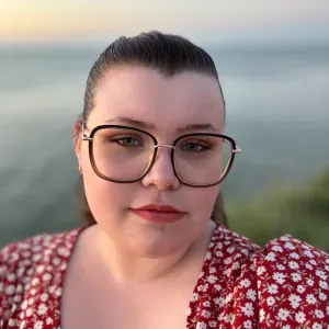 Pet-sitter aux Rousses :) sérieuse