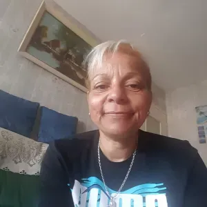 Recherche un emploi de dame de compagnie