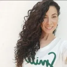 Niñera en Granada. Educadora infantil bilingüe