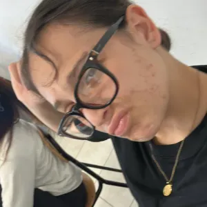 Erika: babysitter paziente e insegnante di inglese 