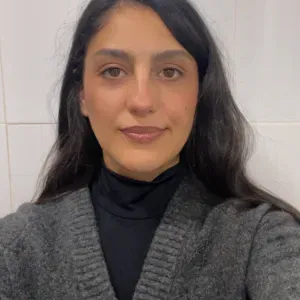 Canguro con experiencia en niños de varias edades