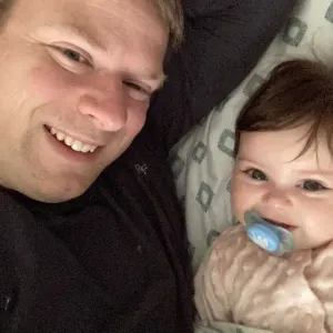 Je recherche une babysitter