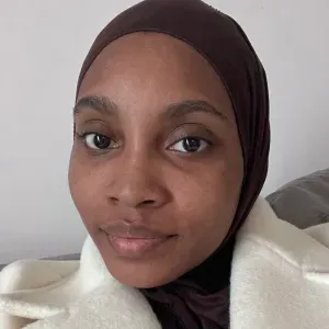 Baby-sitter débutante à Troyes 