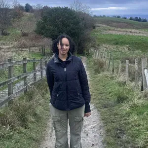 Babysitter looking for a job experience with children