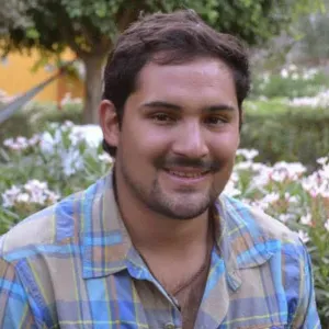 Procuro um petsitter perto de mim