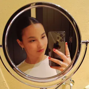 Respondable y cariñosa - estudiante último curso de Medicina