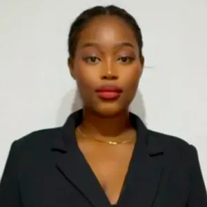 Baby-sitter expérimentée en suisse