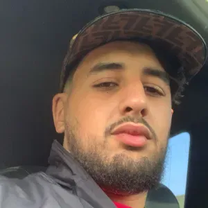 Baby-sitter disponible tout les jours