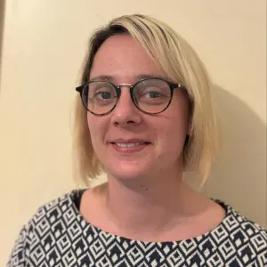 Mamam de 3 enfants, âgee de 34 ans 