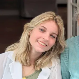 Étudiante sérieuse, douce et attentionnée