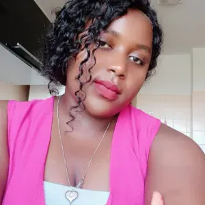 Empregada de Limpeza profunda .