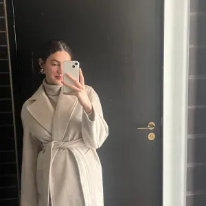 Aide ménagère à domicile Tubize disponible et efficace