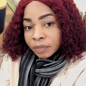 Femme de ménage responsable en Afrique 