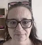 Baby-sitter à votre disposition et à votre service