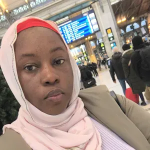 Aide a domicile pour vos aînée a paris.