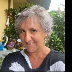 Donna delle Pulizie, precisa e puntuale. 