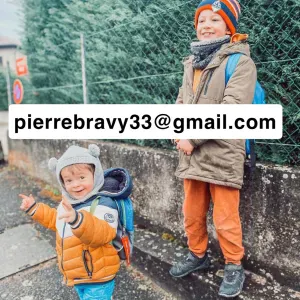 Je suis à la recherche d'une baby-sitter 