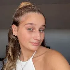 Baby-sitting aux alentours de Nanterre et Mantes 