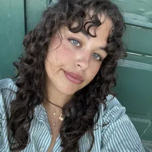 Experienced childcare worker looking for a family to help!