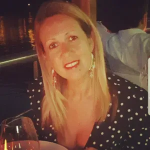 Gouvernante de maison avec beaucoup de références