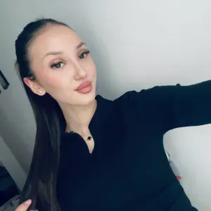 cerco lavoro Babysitter a torino 