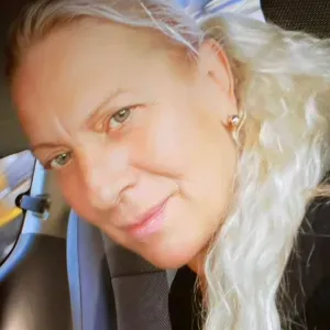 Estoy buscando cuidador de gatos en domicilio 