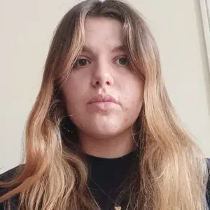 Aide aux devoirs en langues principalement